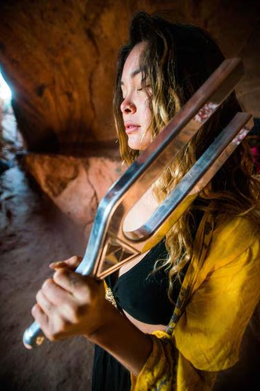 Sound Swords (ROOT CHAKRA) 256 HZ Giant Tuning Fork for the Spine Survival Instincts